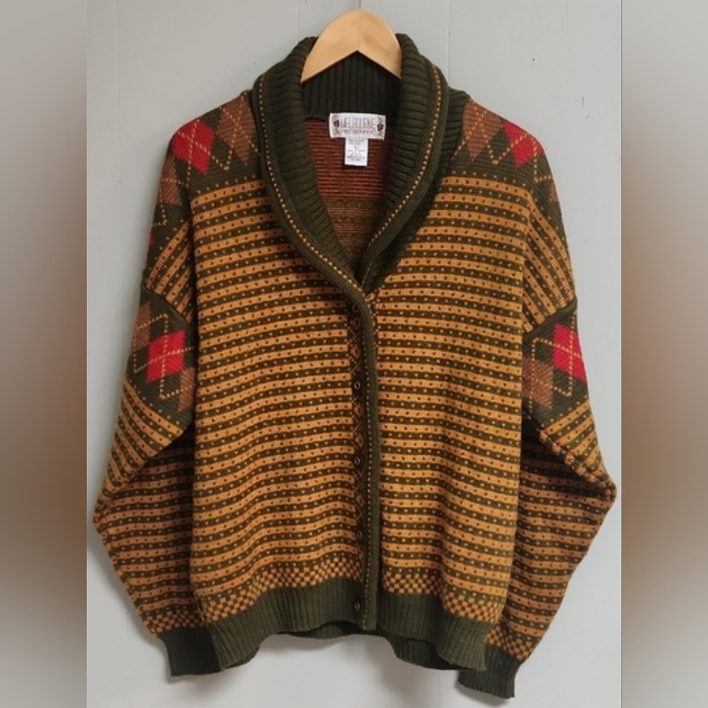 Melbourne Elements Cardigan. 50% Wool.  Vintage.  Size Large.